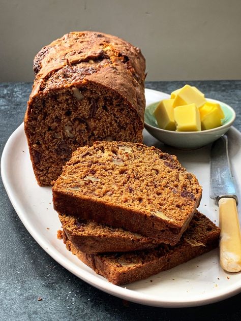 Moist date loaf | Recipes For Food Lovers Including Cooking Tips At Foodlovers.co.nz Date Nut Loaf Recipe, Moist Date Cake Recipe, Date Loaf Recipe, Banana Bread Recipe Easy Moist, Coffee Cake Loaf, Date Loaf, Banana Bread Pudding, Banana Bread Recipe Moist, Recipes For Food