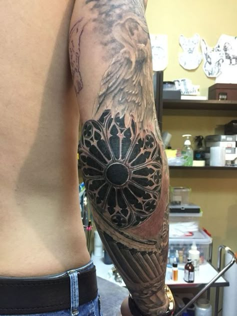 Are you looking for mandala tattoo designs? Don't waste your time searching through 1,000+ web pages. We’ve collected 50+ best tattoo ideas for you in our article. Realism Flower Tattoo Sleeve, Rose Window Tattoo, Elbow Tattoo Ideas, Messi Tattoo, Baroque Tattoo, Window Tattoo, Mandala Tattoo Designs, Tato Flash, Filigree Tattoo