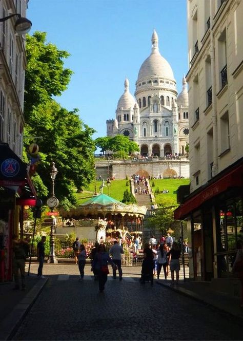 Beautiful France, The Sacred Heart Of Jesus, Paris Dream, France Aesthetic, Parisian Vibes, The Sacred Heart, Sacred Heart Of Jesus, Photos Tumblr, Heart Of Jesus