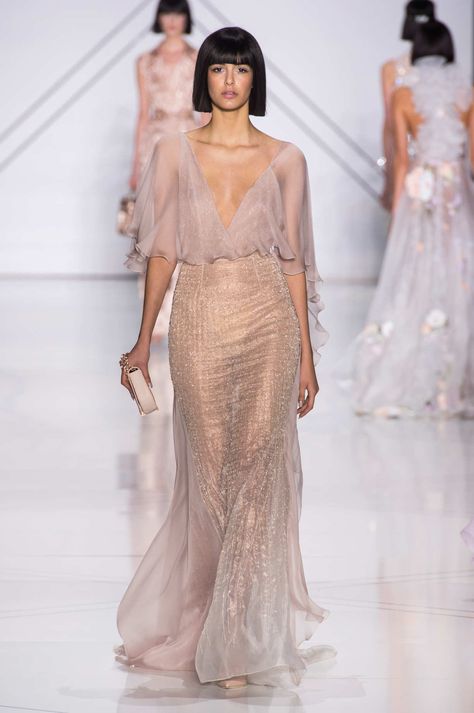 Ralph & Russo Couture 2017 Oc Clothes, 2017 Runway, Collection Couture, Ralph Russo, Causal Dresses, Fashion Events, Ralph And Russo, Couture Gowns, Gorgeous Gowns