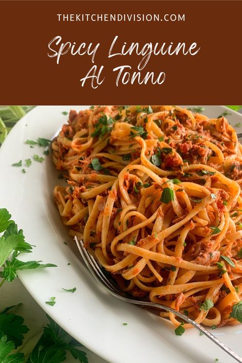 Indulge in the bold flavors of Spicy Linguine Al Tonno - a perfect fusion of Italian pasta and savory tuna that will take your taste buds on a culinary adventure! Try this easy recipe today and add a spicy kick to your dinner table. #TunaPasta #EasyRecipe #Foodie #EasyDinnerIdeas #Pinterest2023 Spicy Tuna Pasta, Easy Tuna Recipes, Best Lunch Recipes, Fresh Tuna, Tuna Pasta, Canned Tuna, Delicious Pasta, Spicy Tuna, Tuna Recipes