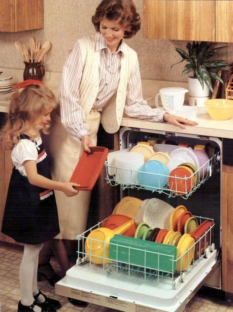 Vintage Tupperware 1970s, 1980s Housewife, 80s Housewife, 1970s Housewife, 80s Moodboard, Old Tupperware, 1950s America, Vintage Housewife, Happy Housewife