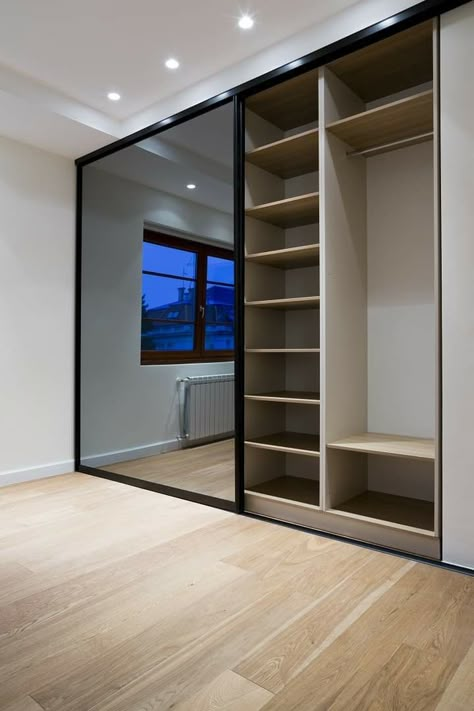 Built In Wardrobe Ideas Sliding Doors, Bedroom Wardrobe Ideas Sliding Doors, Fitted Wardrobe Design, Mirrored Wardrobe Doors, Wardrobe Design Ideas, Bedroom Closet Doors, Fitted Wardrobe, Bedroom Built In Wardrobe, Entry Closet