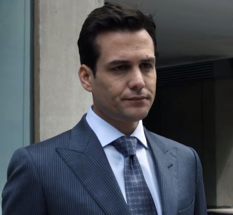 Successful Lawyer, Specter Suits, Suits Tv Series, Suits Harvey, Harvey Specter Suits, Art Of Persuasion, Suits Tv, Suits Tv Shows, Suits Series