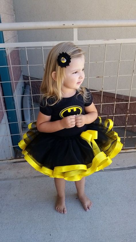 Batman inspired ribbon trimmed tutu by TriLoveCO on Etsy Girl Batman Costumes, Minion Tutu Costume, Batman Baby Costume, Batgirl Costume Kids, Ribbon Tutu Skirt, Batman Tutu, Batman Emblem, Batman Girl, Batman Batgirl