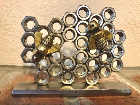 Washer Crafts, Welded Metal Projects, Welding Crafts, Welding Art Projects, Metal Working Projects, Metal Yard Art, Garage Art, The Hive, Sculpture Metal