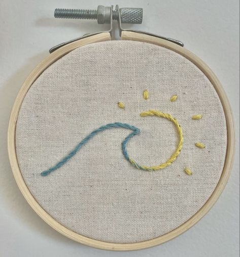 Sun And Wave Embroidery, Imbrodri Design Simple Flower, Simple Wave Embroidery, Simple Line Embroidery, Embroidery Waves Simple, Fun Embroidery Patterns, Summer Embroidery Patterns, Imbrodri Design Simple, Wave Embroidery Pattern