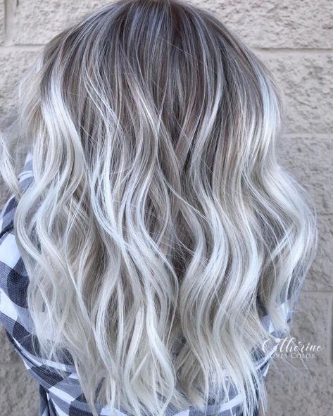 Shiny Metallic Silver Waves #balayagehairblonde Blonde Silver Balayage, Balayage Grey Hair, Icy Ash Blonde Hair, Blonde Hair With Silver Highlights, Smokey Ash Blonde, Dishwater Blonde, Straight Hair Highlights, White Blonde Highlights, Silver Hair Highlights