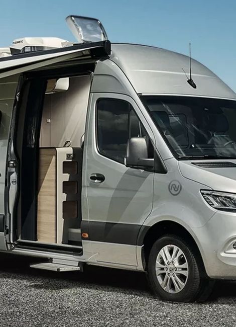 Mercedes Benz Camper Van, Cool Camper Vans, Mercedes Sprinter Rv, Luxury Camper Van, Mercedes Benz Camper, Mobile Tiny House, Mercedes Camper Van, Gear Garage, Mobil Homes