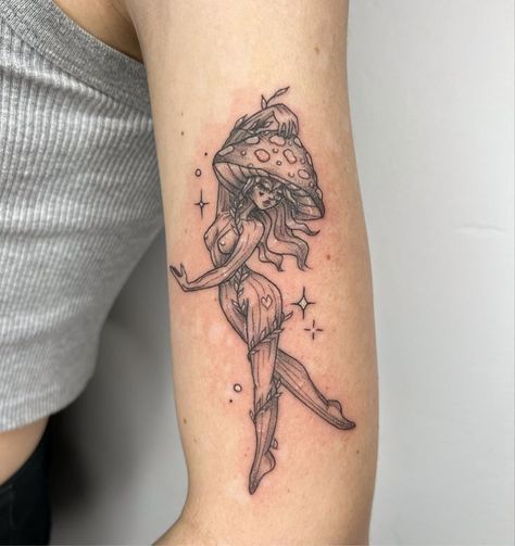 Fairy Tattoo Back, Pretty Mushrooms, Cyberciligism Tattoo, Mushroom Lady, Whimsical Tattoos, Mushroom Cottagecore, Mystical Tattoos, Mushroom Tattoos, Pretty Tattoos For Women