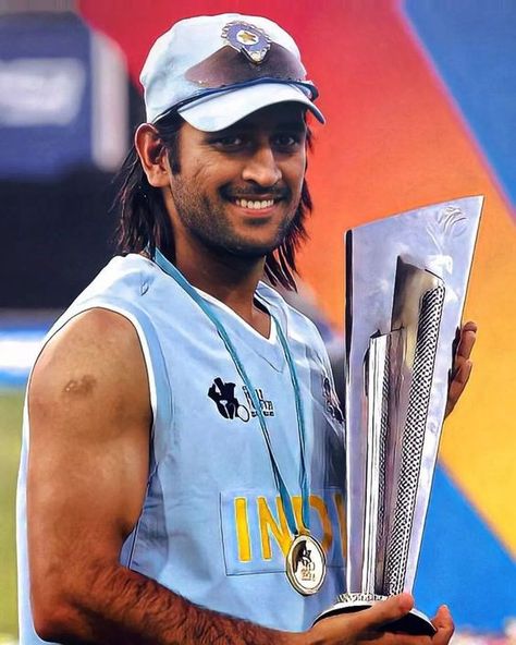 Dhoni Trophies, Ms Dhoni 2007 World Cup, Dhoni With World Cup, Ms Dhoni World Cup, Dhoni Back Pose, Indian Emblem Wallpaper, I Love Cricket Images, 2007 World Cup, Ms Doni