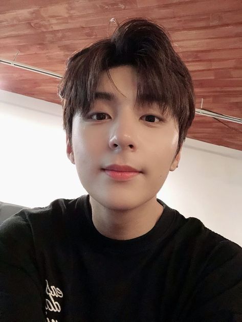 Choi Sungyoon, 7 December, 22 December, Seo Joon, Woollim Entertainment, Future Trends, Golden Child, Short Story, Perfect Man