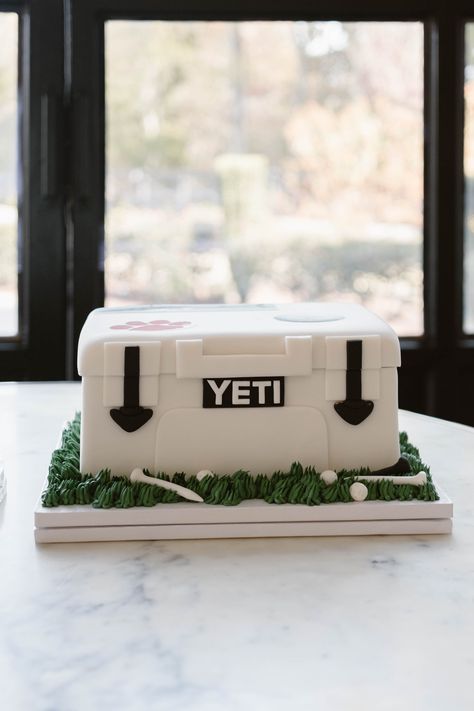 Yeti Cooler Grooms Cake, Yeti Grooms Cake, Yeti Birthday Cake, Yeti Cake, Kirby Wedding, Groomsmen Cake, Grooms Cake Ideas, Groomsman Cake, Tea Board