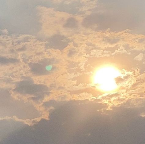 Sun Icons Aesthetic, Sunset Core Aesthetic, Sunset Icons Aesthetic, Soft Aesthetic Widget, Sunset Widget Aesthetic, Coquette Scenery, Sun Icon Aesthetic, Aesthetic Cloud Pics, Soft Cute Aesthetic Pfp