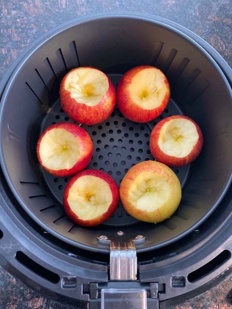 Air Fryer Baked Apples, Air Fryer Apples, Air Fryer Cake Recipes, Actifry Recipes, Air Fryer Recipes Dessert, New Air Fryer Recipes, Air Fryer Recipes Snacks, Baked Apple Recipes, Air Fryer Cooking Times