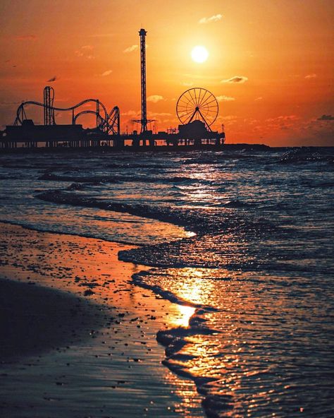 📷: @shotsbyrayray Gulf Coast Road Trip, San Jacinto Monument, Texas Gulf Coast, Uss Lexington, Beach Road Trip, Texas Beaches, Road Trip Travel, Travel Texas, Mustang Island