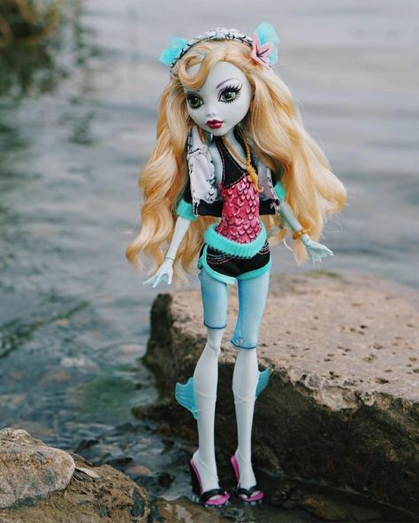 Monster High Doll Photography, High Photography, Monster High Lagoona, Monster High School, Laguna Blue, Moster High, Lagoona Blue, Monster High Art, Monster High Characters