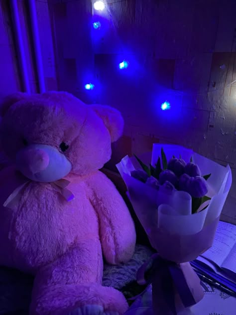 Purple Teddy Bear Wallpaper, Teddy Bear Pic, Teddy Bear Pics, Cute Teddy Bear Pics, Purple Teddy Bear, Girlfriend And Boyfriend Goals, Aesthetic Profile Picture Cartoon Soft, Pretty Wallpaper Ipad, Big Teddy Bear