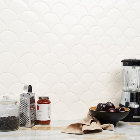 Stone Backsplash Kitchen, Fish Tiles, Herringbone Wall, Fish Scale Tile, White Kitchen Tiles, Shower Wall Tile, Backsplash Wall, Patterned Wall, Polish Ceramics