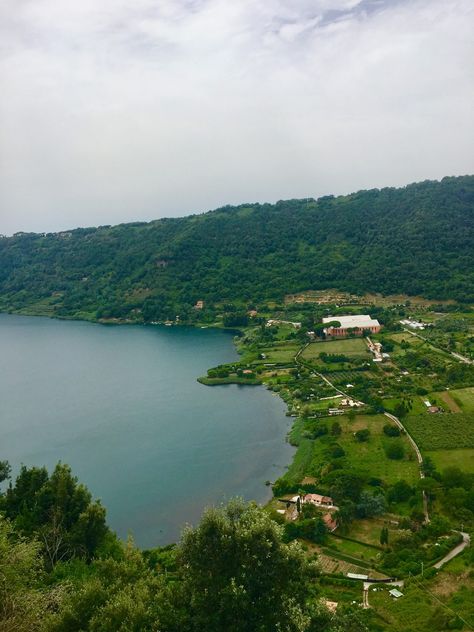 Italy food diary- Berries! Day travel to Nemi (Castelli Romani) Nemi Italy, Day Trip From Rome, Benefits Of Berries, Italy Bucket List, Day Trips From Rome, Bach Flower Remedies, Flower Remedy, Heart Healthy Diet, Wild Berries