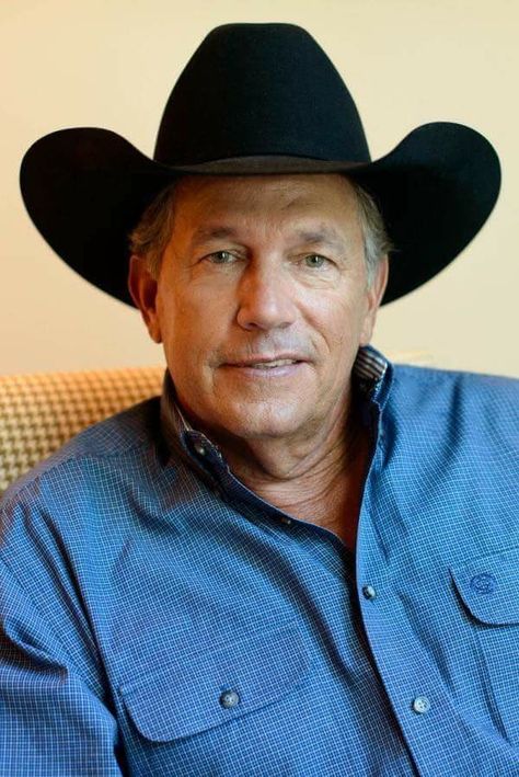 Black hat George Strait Selfie, George Strait Son, George Strait Quotes, George Strait Family, King George Strait, Like Fine Wine, Cowboy Up, Country Music Artists