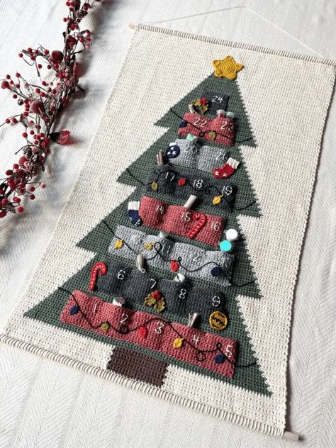 Crochet Advent Calendar Pattern: Free Festive DIY Holiday Decor! Crochet Advent Calendar, Advent Calendar Pattern, Felt Advent Calendar, Hook Crochet, Advent Calendar Gifts, Color Graphing, Crochet Gift, Countdown To Christmas, Festival Diy