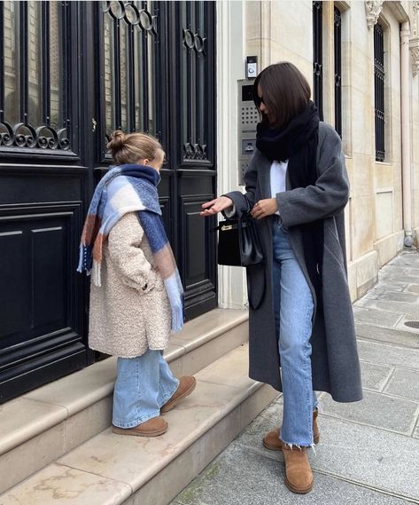 Upper East Side Mom, Mother Daughter Fashion, Denim Essentials, Future Mom, Med School, School Motivation, Sporty Chic, Mom Kid, Girl Mom