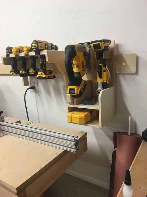 I prototyped a holder for my jigsaw and oscillating multitool (alternate title: How I burned through 6+ hours of my weekend and why I can't get anything important done). - Album on Imgur Jigsaw Tool Holder, Cleat Wall, French Cleats, Woodworking Jigsaw, Best Jigsaw, Woodworking Shop Plans, Oscillating Tool, French Cleat, Tool Cabinet