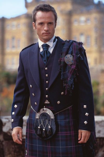 Scottish groom Kilt Wedding, Irish Kilt, Tartan Wedding, Scottish Man, Kilt Outfits, Scottish Kilts, Tartan Kilt, Men In Kilts, Scottish Wedding