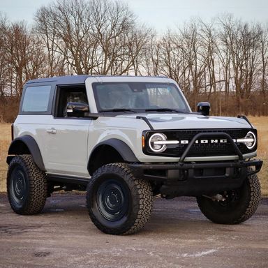 Khaki Green Bronco Outer Banks Build - 2" Lift, 35" Nitto, 20" Wheels, Rigid Lights, etc. | Bronco6G - 2021+ Ford Bronco & Bronco Raptor Forum, News, Blog & Owners Community Green Bronco, Bronco Outer Banks, 2021 Bronco, Bronco Car, Ford Bronco 2, Bronco Truck, Bronco 2, Studebaker Trucks, New Bronco