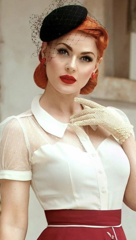 Moda Pin Up, Stile Pin Up, Cabelo Pin Up, Photoshoot Vintage, Pin Up Vintage, 1940s Hairstyles, Glamour Vintage, Mode Turban, Vintage Photoshoot