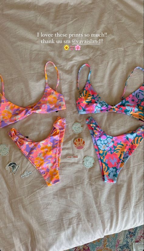 Bright Colored Bikinis, Cute Swim Suits, Swimsuits 2024, Colorful Swimsuit, Bright Swimwear, Bright Bikinis, Swimsuit Inspo, Beachy Outfits, Swimsuit Brands