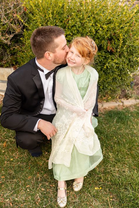 Red-hair, green dress, kiss on the cheek from Dad Red Hair Family, Kiss On The Cheek, Dance Photo, Father Daughter Dance, Family Sessions, Dance Photos, Father Daughter, Strawberry Blonde