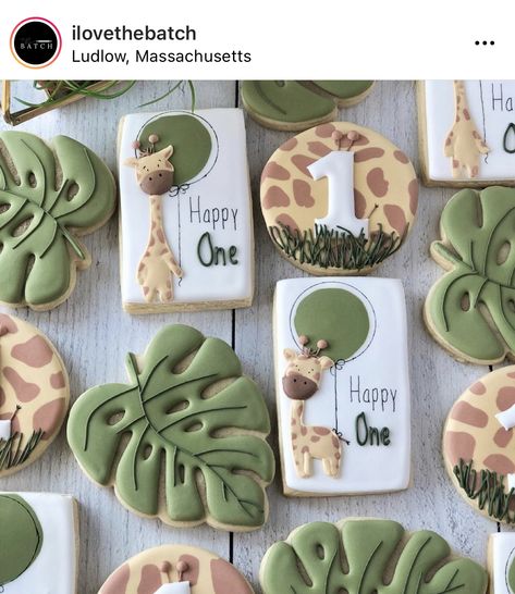 Giraffe Cookies, Safari Cookies, Baby Shower Safari Theme, Wild Birthday Party, Giraffe Birthday, Boys First Birthday Party Ideas, Baby Birthday Decorations, Jungle Theme Birthday, Safari Theme Birthday