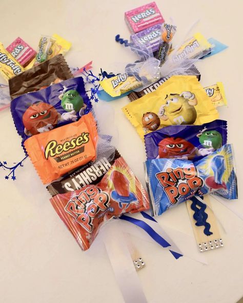 Easy DIY Candy Spirit Sticks - Candy Spirit Sticks, Diy Spirit Stick, Easy Diy Candy, Spirit Stick, Spirit Sticks, Candy Trees, Conversation Hearts Candy, Individually Wrapped Candy, Laffy Taffy