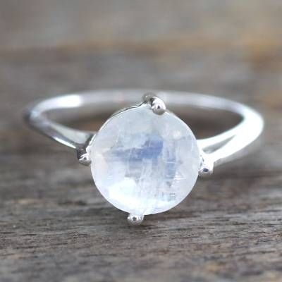 Rings Moonstone, Sterling Silver Stone Rings, Ring Indian, June Birthstone Ring, Moonstone Ring Sterling Silver, Silver Heart Ring, Gold Wedding Jewelry, Heart Shaped Rings, Yoga Jewelry