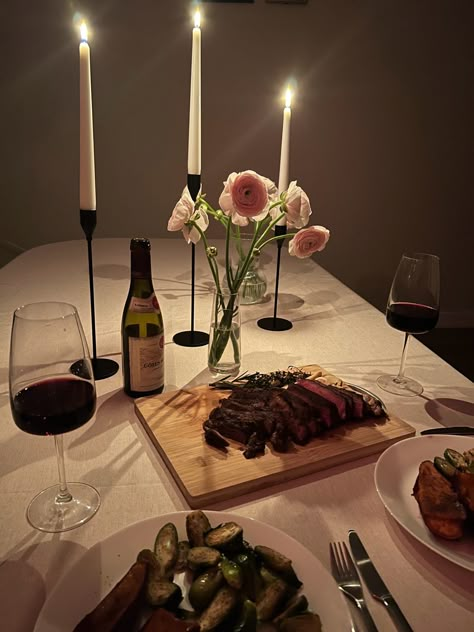 Dinner For Two Set Up, Steak Dinner Presentation, Dinner Date At Home Aesthetic, At Home Dinner Date Ideas Table Settings, Birthday Dinner Husband, Simple Romantic Gestures, Dinner Date Table Set Up, Valentine Couples Dinner Party, New Year’s Eve Date Night