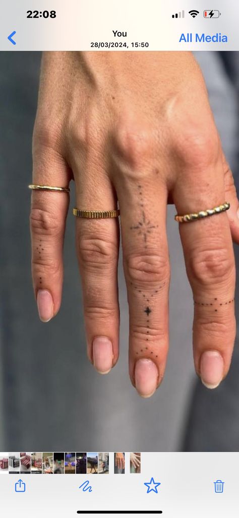 Tiny Tattoos On Finger, Sofia Richie Finger Tattoo, Diluted Ink Tattoo, Sofia Richie Hand Tattoo, Fine Line Hand Tattoos For Women, Hailey Bieber Hand Tattoo, Feminine Hand Tattoo, Dainty Hand Tattoos, Lil Tattoos