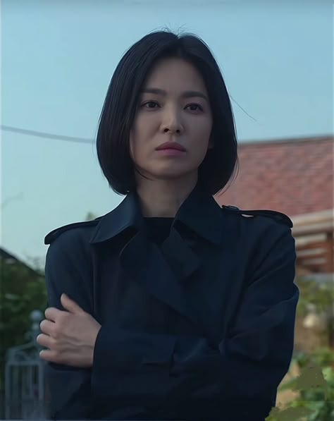 Dong Eun, Castle Aesthetic, Korean Drama Quotes, Hye Kyo, Hair Tips Video, Kim Sejeong, Song Hye Kyo, Lee Sung, Fit Board Workouts