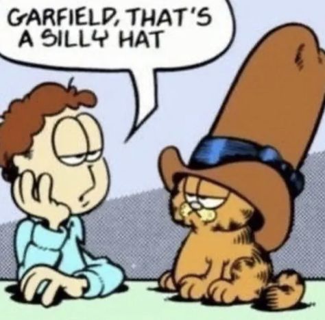 Fat Orange Cat, Garfield Pictures, Garfield Images, Garfield The Cat, Funny Orange, I Hate Mondays, Silly Hats, Garfield Cat, Garfield Comics