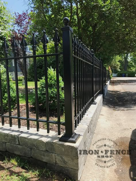 Rod Iron Fences, Fancy Fence, Estate Gates, Wrought Iron Fence, Iron Garden Gates, Aluminum Fencing, Fence Gate Design, Front Fence, Wrought Iron Fences