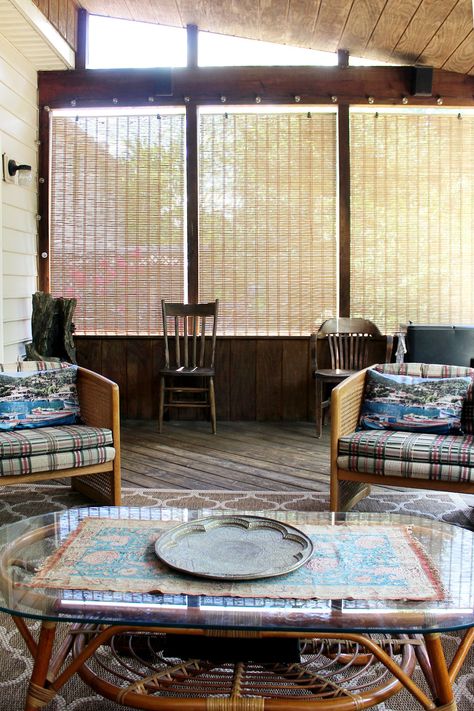 how to decorate a rustic screened porch with smart tech for under $400 #outdoordesign #screenedporch Outdoor Sunroom Ideas, Screen Porch Ideas, Porch On A Budget, Sunroom Makeover, Porch Shades, Small Bathroom Wallpaper, Repurposed Windows, Porch Windows, Grey Dining Room