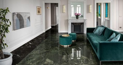 Green Marble Flooring Interior Design, Drawing Room Marble Flooring, Granite Flooring Design For Living Room, Marble Floor Bedroom, Green Marble Floor, Marble Floor Living Room, Tiles For Living Room Floor, Vintage Tegel, Marble Living Room