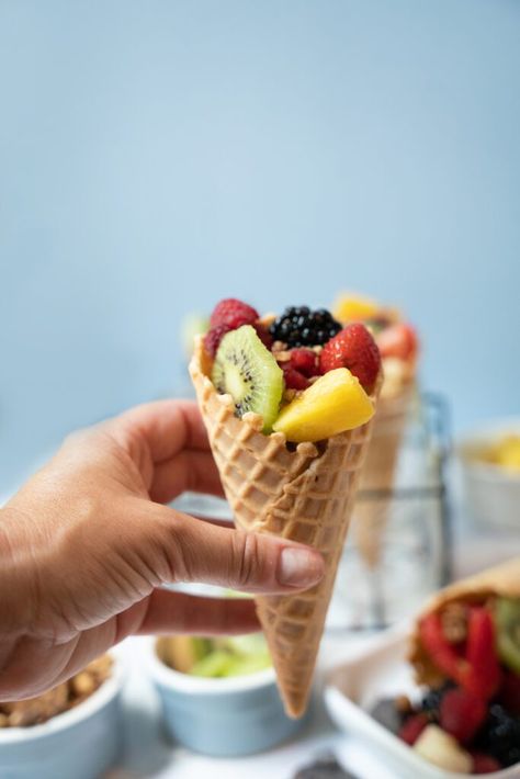 Ice Cream Cone Fruit Salad - The Produce Moms Ice Cream Cones With Fruit, Ice Cream Cone Fruit Cups, Waffle Cone Fruit Cups, Bunco Snacks, Fruit Cones, Fruit Salad Recipe, Cute Ice Cream, Sugar Cones, Fruit Ice Cream