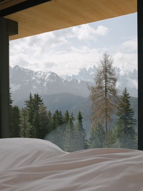 Discover our holiday aprtments in South Tyrol: visit the Plose Chalet Aesthetic, Mumbai City, Mountain Cottage, South Tyrol, Workspace Inspiration, Home Building Design, Window View, Summer Feeling, Future Life