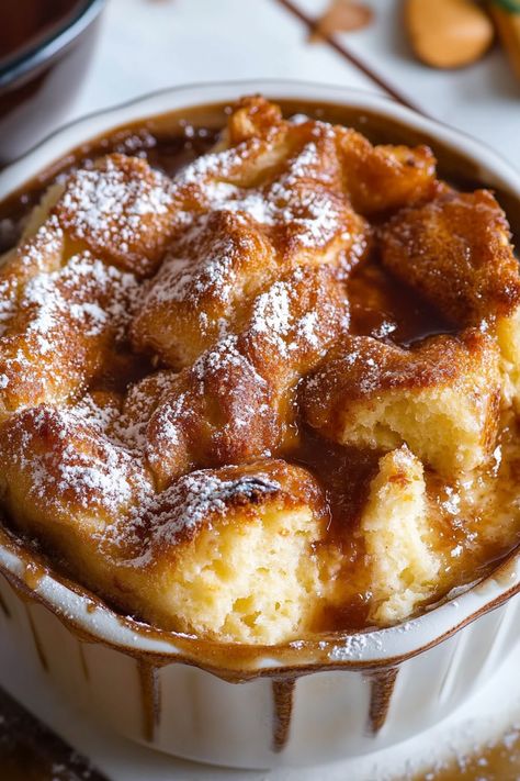 Bread Pudding Recipe Simple Bread Pudding, Bread Pudding Recipe Easy, Bread Pudding With Vanilla Sauce, Brioche Bread Pudding, Creamy Sauces, Bread Pudding Recipes, Simple Bread, Vanilla Sauce, Leftover Bread