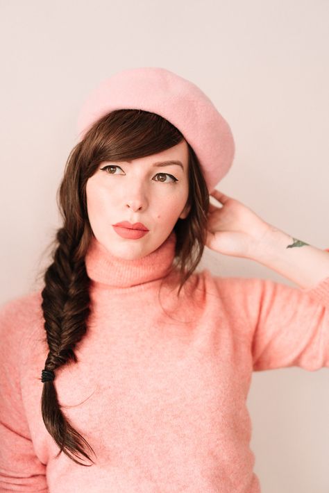 style your hair with a beret and a loose side braid Beret Hairstyles Long Hair, Beret Hairstyles, Hair Beret, Beret Hair, Ways To Style Your Hair, How To Wear A Beret, Loose Side Braids, Style My Hair, Pink Beret