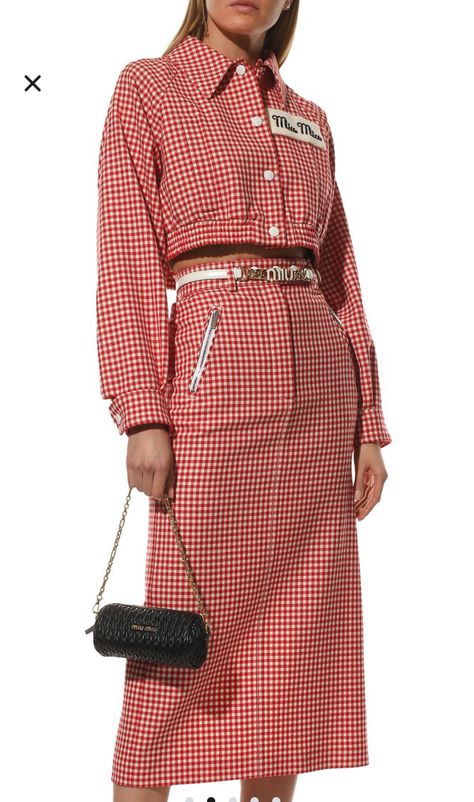 Outfit Fall 2023, Midi Skirt Outfit Fall, Matching Set Outfit, Classy Fashion Chic, Skirt Outfit Fall, Midi Skirt Set, Fancy Shirt, Elegant Outfit Classy, Midi Skirt Outfit