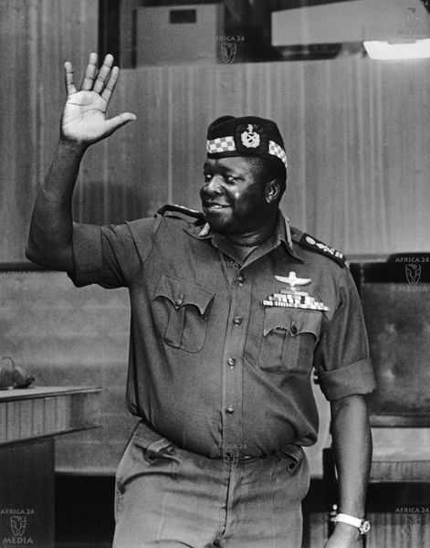 AFRICA, UGANDA - Al-Hajj General idi Amin Dada,DC,DSO, MC, President of Uganda. Born in 1920, West Nile Uganda. Joined King's African Rifles, 1946. Effendi, 1959. Commissioned, 1961. He became a major in 1963, Colonel in 1964, Deputy Commander of the Uganda Army in 1966. Later to became Uganda's President after the 1971 coup. Iphone Projector, African Dictators, History Of Ghana, Idi Amin, Africa History, African Leaders, Jomo Kenyatta, Black Royalty, Vintage Black Glamour