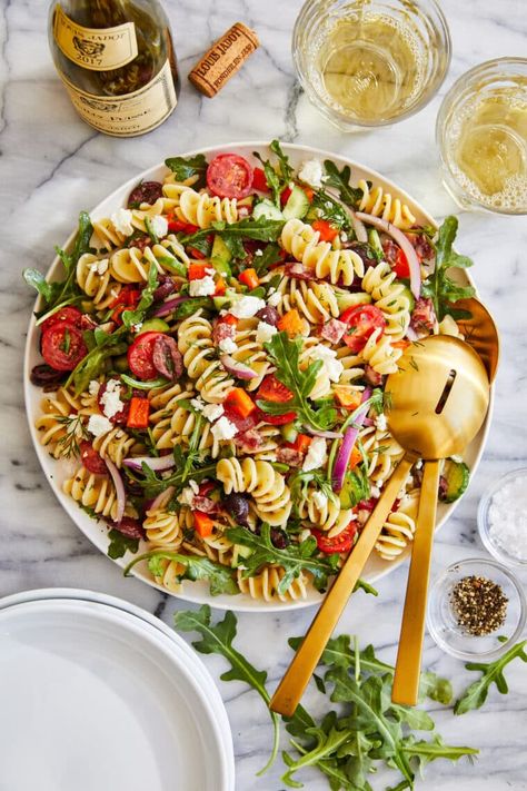 The Best Pasta Salad - Damn Delicious Pasta Salad With Meat, Damn Delicious Recipes, The Best Pasta Salad, Quick Foods, Salad Appetizer Cups, Cooking Lunch, Resep Salad, Best Pasta, Best Pasta Salad